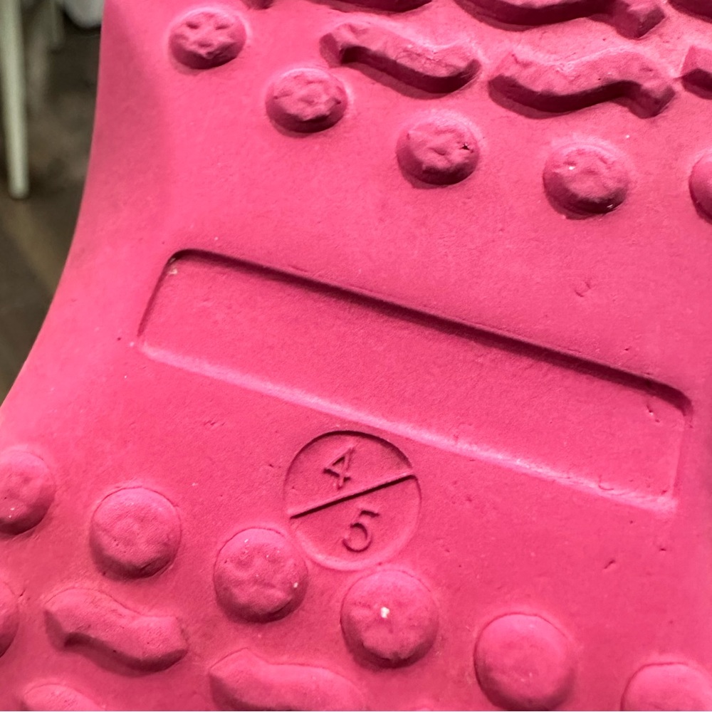 Crocs Size 4/5 - Picture 6 of 7